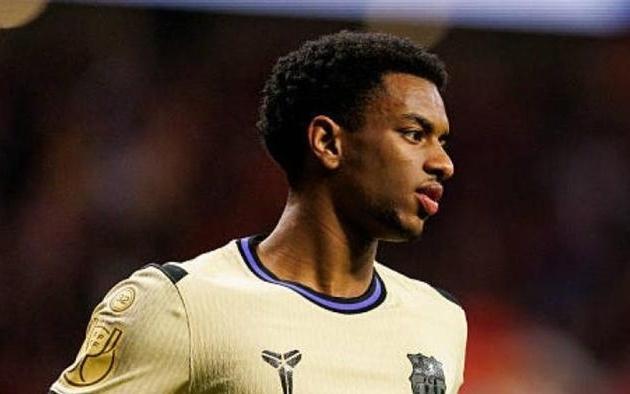 世体：巴尔德连续两场无缘首发，国米与曼联密切关注其动向