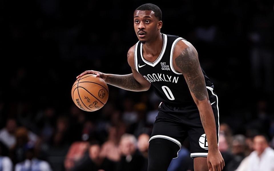 又被火箭二队打爆了！昔日五星高中生