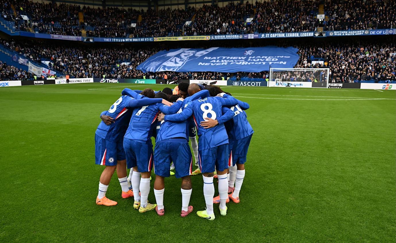 32！42！英超彻底乱了：升班马杀进前二，曼联三连胜反超利物浦