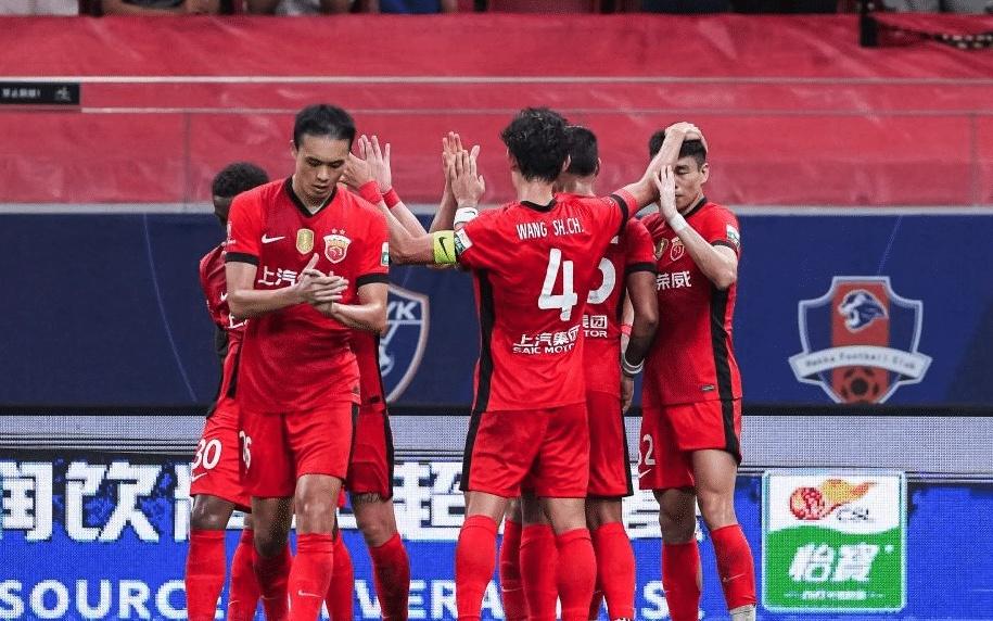 32！33！中超争冠形势1分钟逆转：海港压