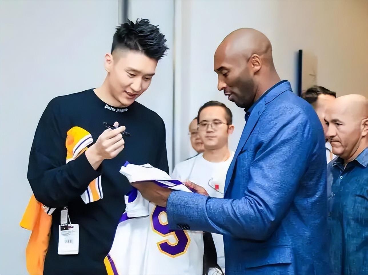 别过度吹嘘!前四战8中1暴露短板,得分轻松超中国名宿孙悦