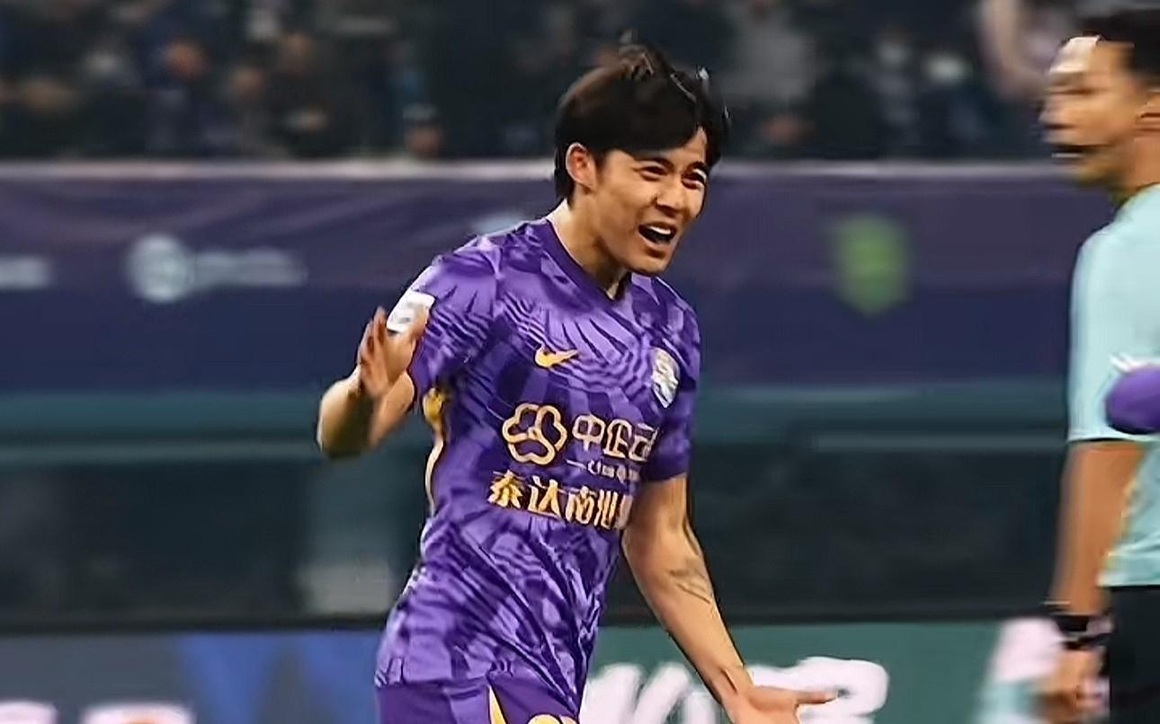 李嗣镕：在场上一点也不紧张，就想为津