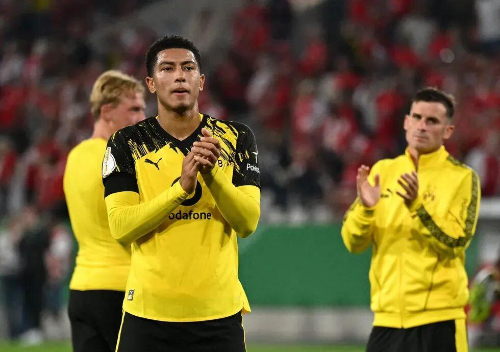 多特看走眼！3050万签下贝林厄姆亲弟踢拜仁致命失误