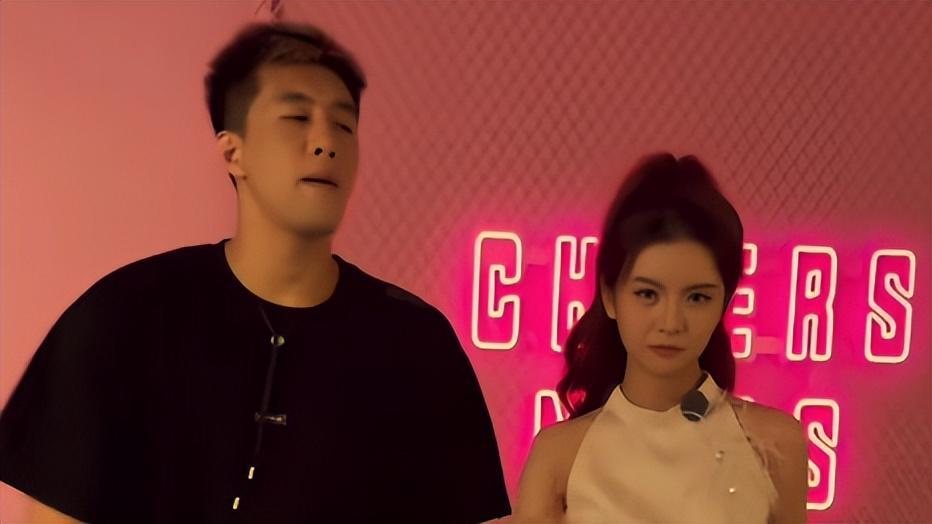 郭艾伦下午4点18自宣！11月13日空降京城,再次尝试脱口秀值得期待