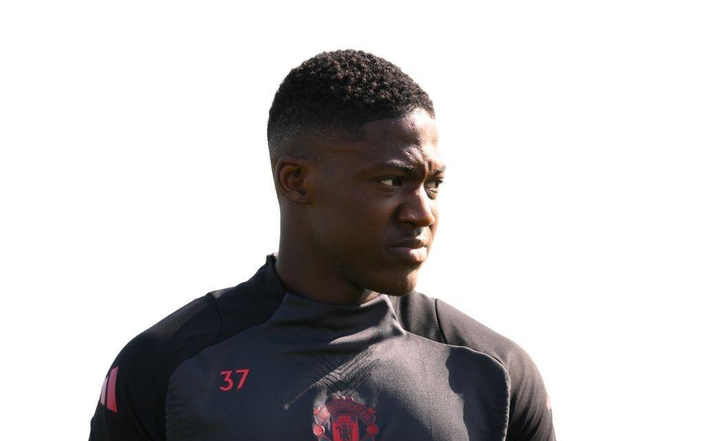 TA：梅努因伤缺战热刺，曼联比赛名单有青训球员的纪录告危