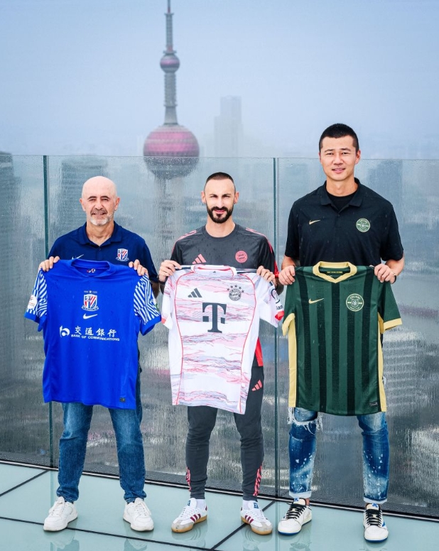 拜仁官方：拜仁世界隊(duì)將交手申花U19&浙江U20，三隊(duì)互換球衣