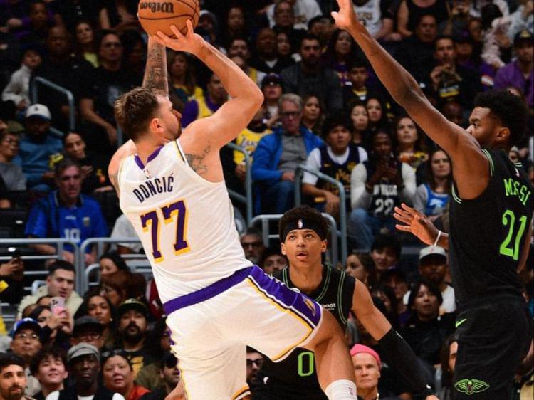 7连胜!东契奇34+7超越老詹,里夫斯33分12罚,艾顿22+12首发第二