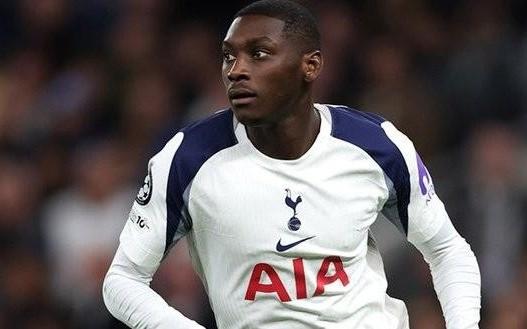 记者：穆阿尼将伤缺68周，若接受手术则需缺阵数月