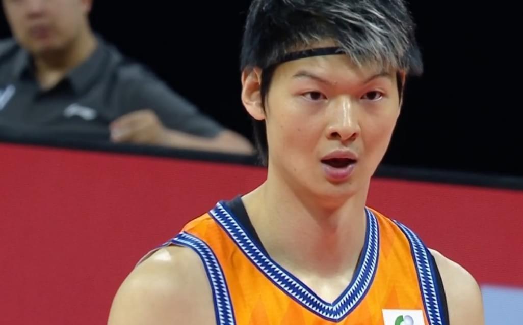 CBA杯首日！榜眼首秀超神，两老将爆发，