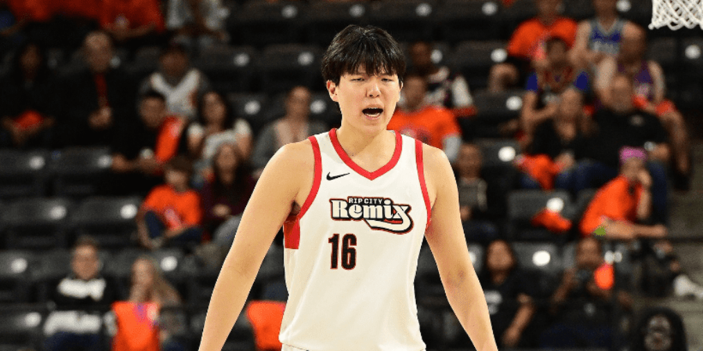 开拓者官宣：杨瀚森因面部挫伤无缘战鹈鹕本季首次因伤缺席