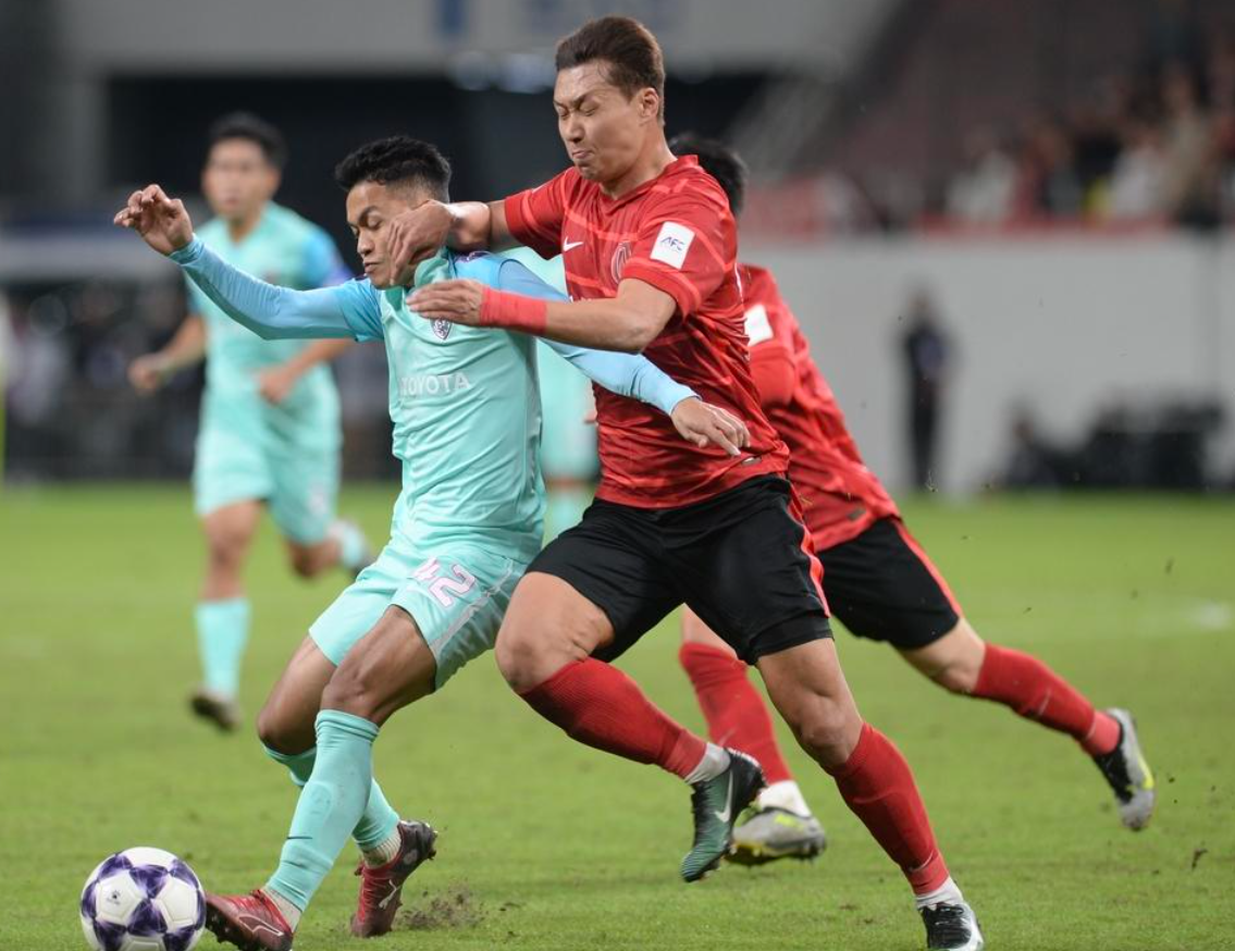 中超第2耻辱一战：主场被打爆，徐正源亚冠再次受挫：3场2负