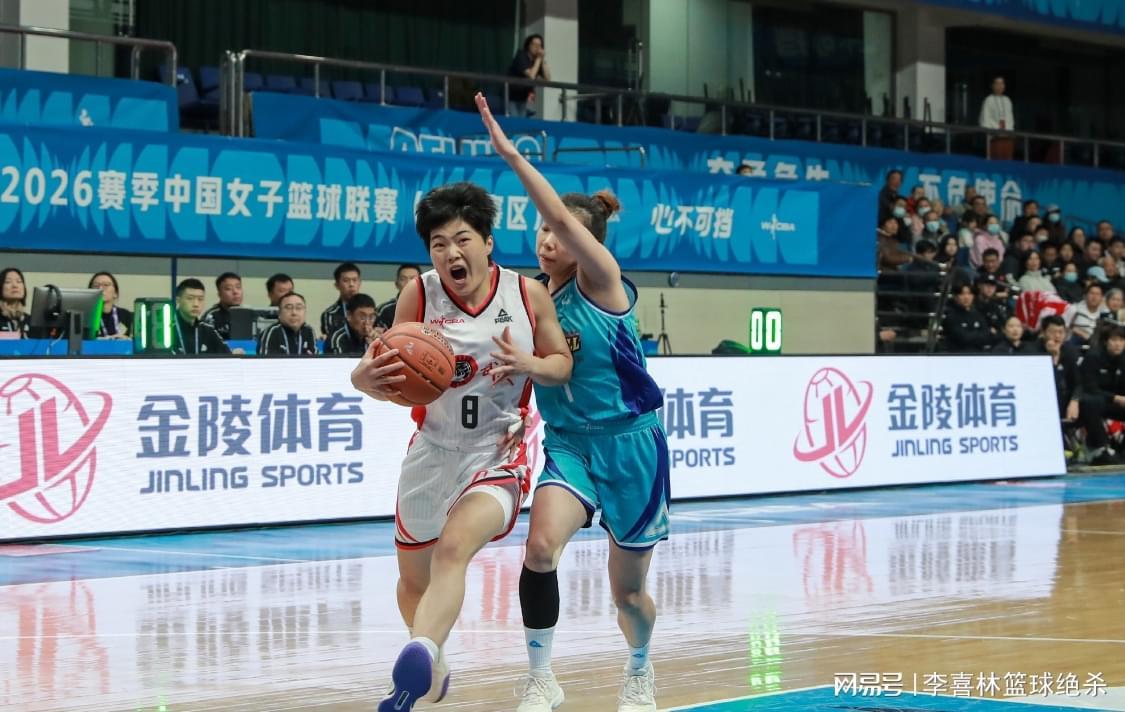 轰29+5+8！中国女篮26岁助攻王大闪耀