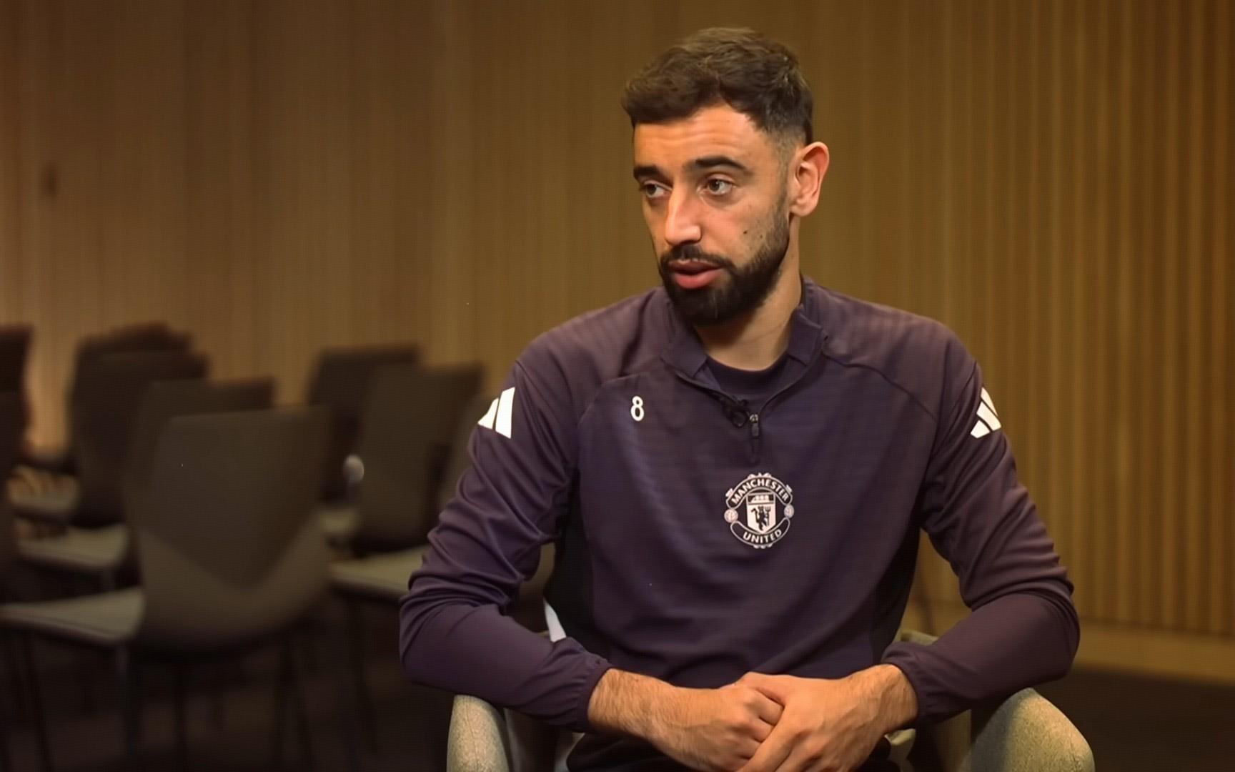 B费：现在说利物浦状态糟糕并不公平，他们只差榜首一分而已