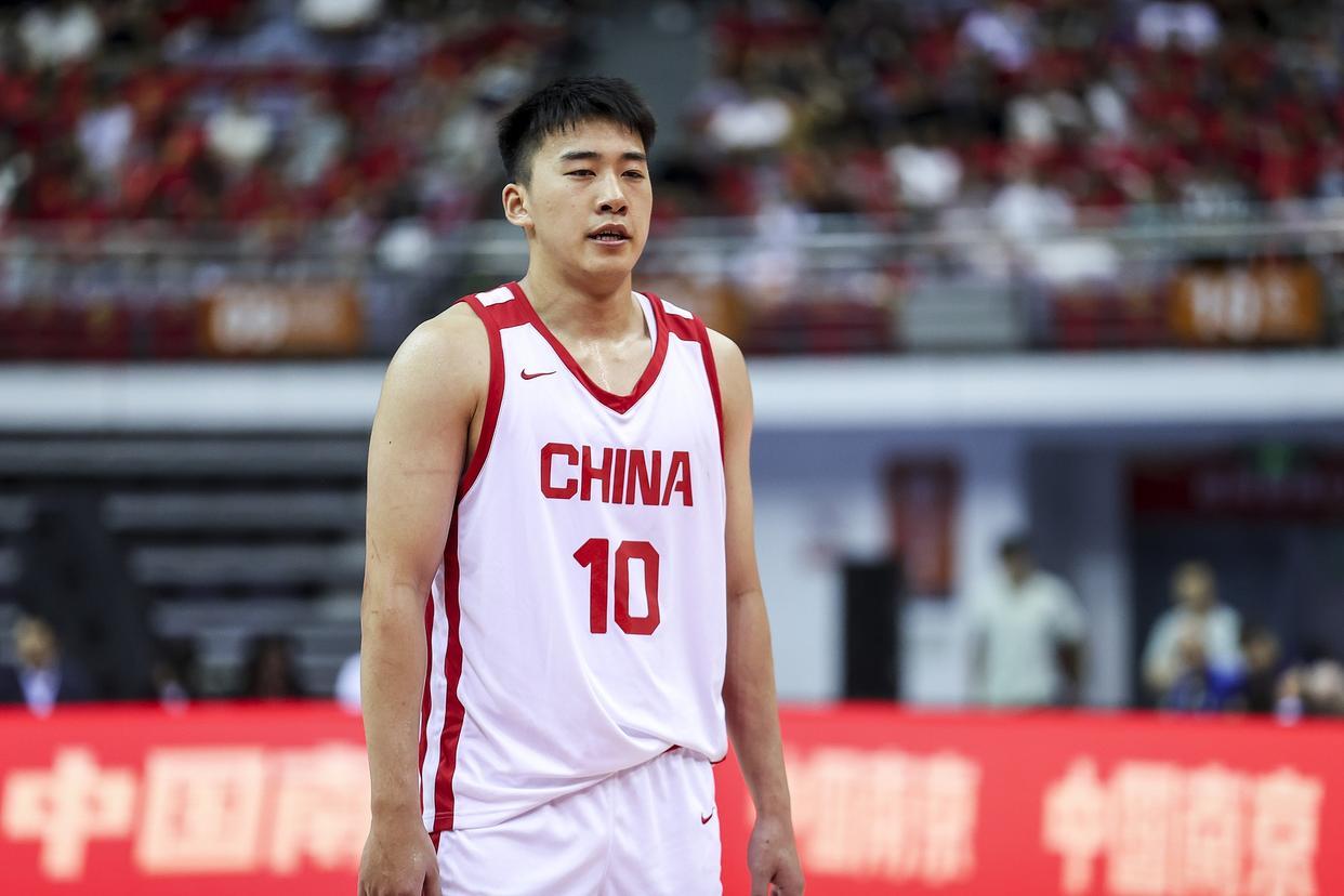 你知道中国男篮历史上最强三人是谁吗王俊杰告诉你!