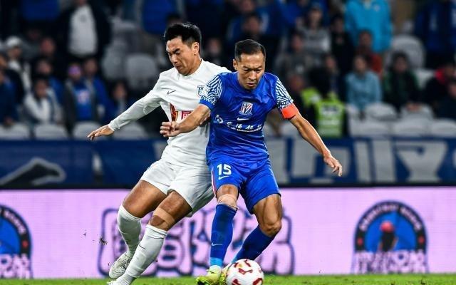 中超争冠三强同步“掉链子”申花蓉城给机会却不要