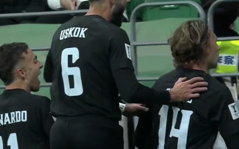 北京国安又丢球！张健智出击失误，波波