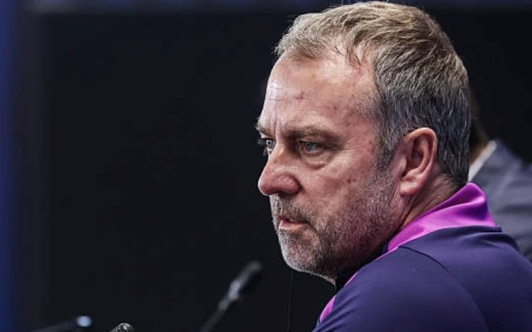 世体：在不敌马竞后，弗里克主动前往裁判更衣室与主裁沟通