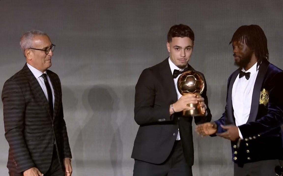 官方：马马当选非洲年度最佳新人此前