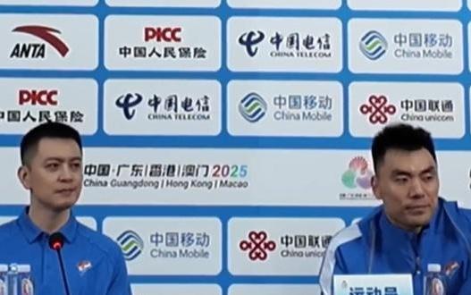 李晓旭:打这么多年是因为杨鸣指导不让我退役最后一球是蒙的