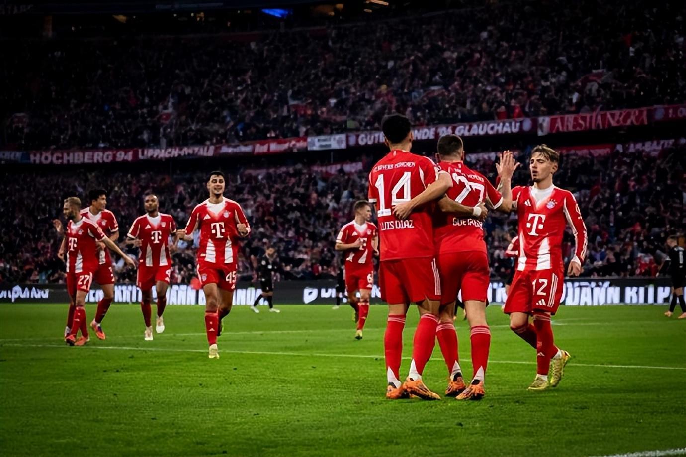 31！迪亚斯绝杀，拜仁补时连进2球，送对