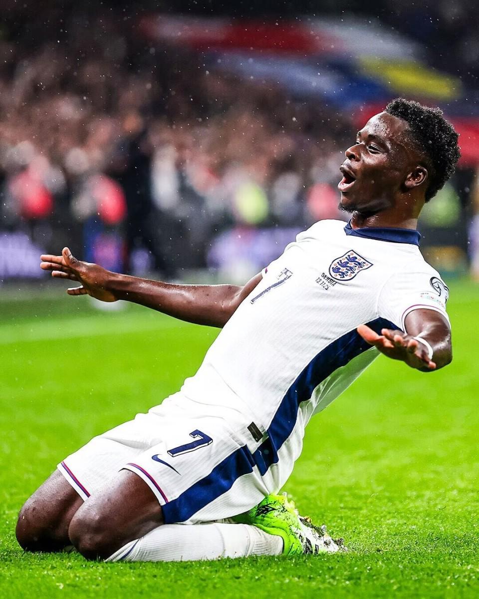 世预赛：英格兰20取7连胜！塞尔维亚无