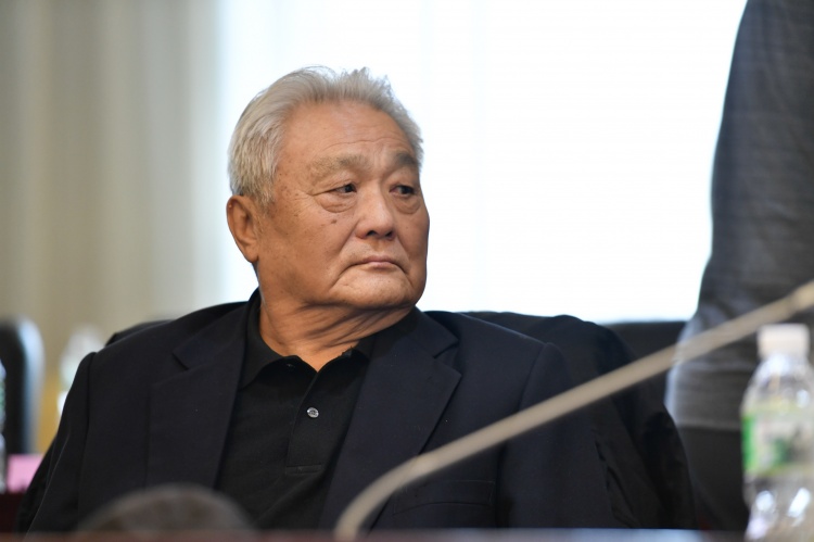 相聚,就是一种感恩!年维泗迎92岁生日,81岁徐根宝携弟子送祝福