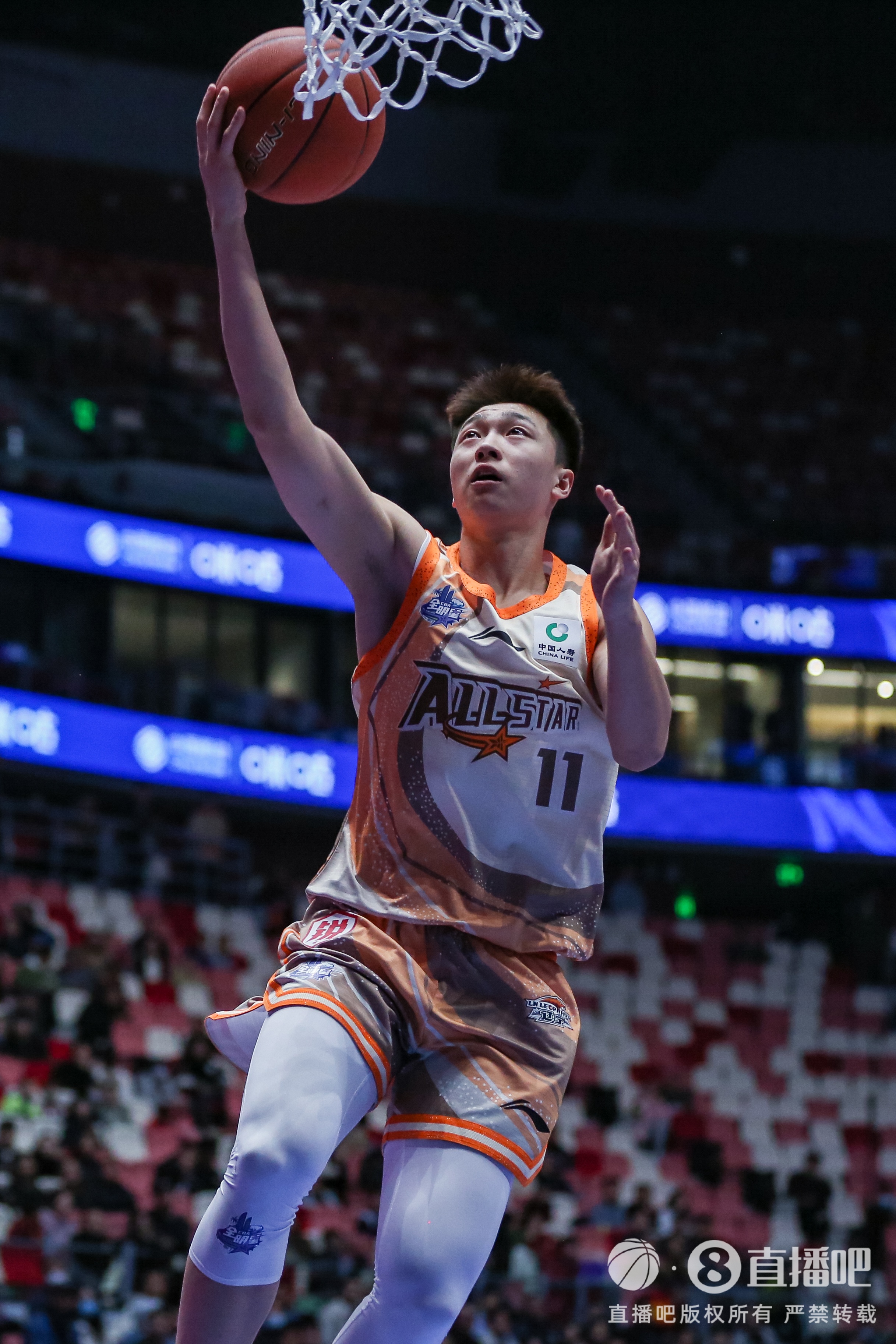 媒体人：要重判球员禁赛多年是不是也要先问问教练到底教了些啥