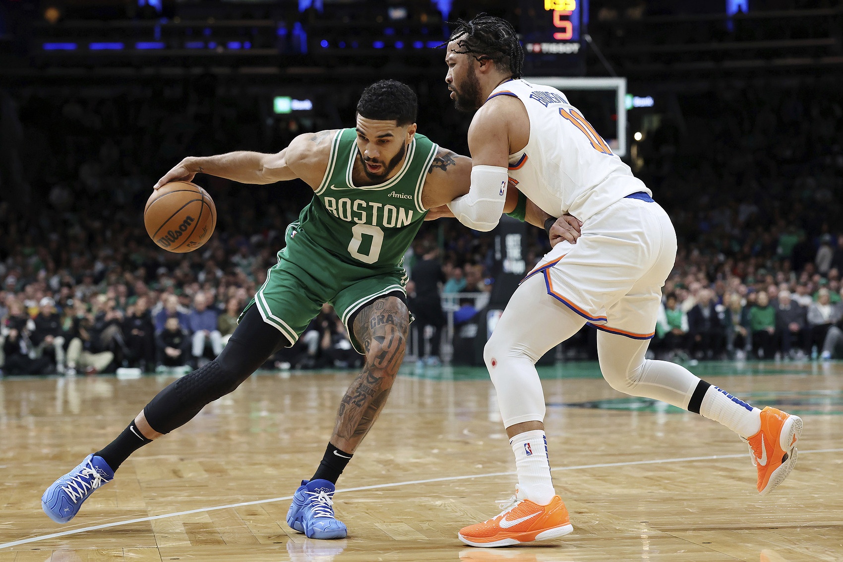 NBA彩经：绿军击退尼克斯扳平比分掘金气势正盛再拼雷霆
