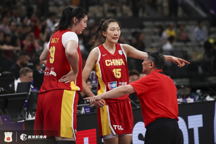 篮协听取宫鲁鸣等3教练汇报并表示接受成绩女篮810月重启长集训