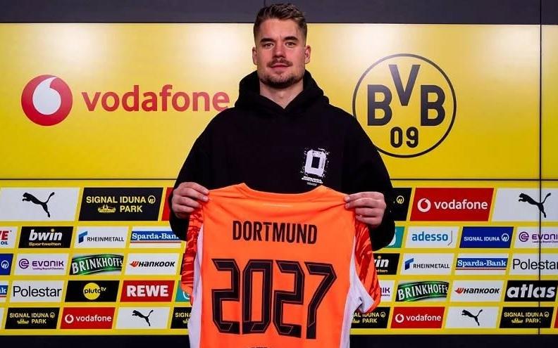 官方：多特与34岁第二门将亚历山大迈