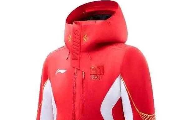 体育早餐10.27国家德比皇马胜巴萨中超争冠三强集体翻车