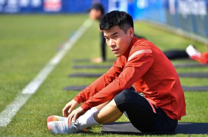 兄妹俩都曾为国青出战，如今哥哥成津