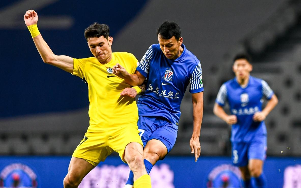 中超连续2年上海双雄争霸！难度骤降，