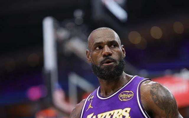 詹姆斯赛季最佳比赛，送给老对手杜兰特