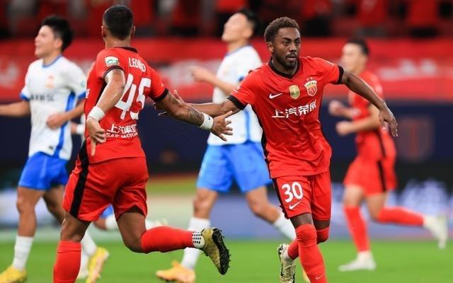 海港人士谈争冠：没有必要盯着其他人，专注于踢好自己比赛最关键