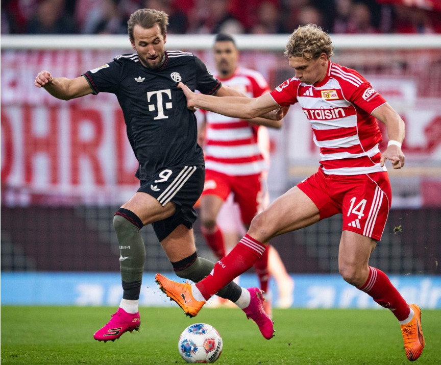 豪门悲喜夜：拜仁16连胜结束阿森纳10连胜终止曼联22绝平热刺