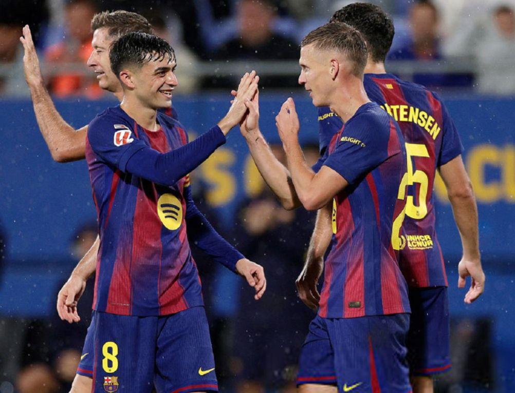 紧追皇马！60岁弗里克造恐怖巴萨：5轮16球西甲第1全员“疯狗”