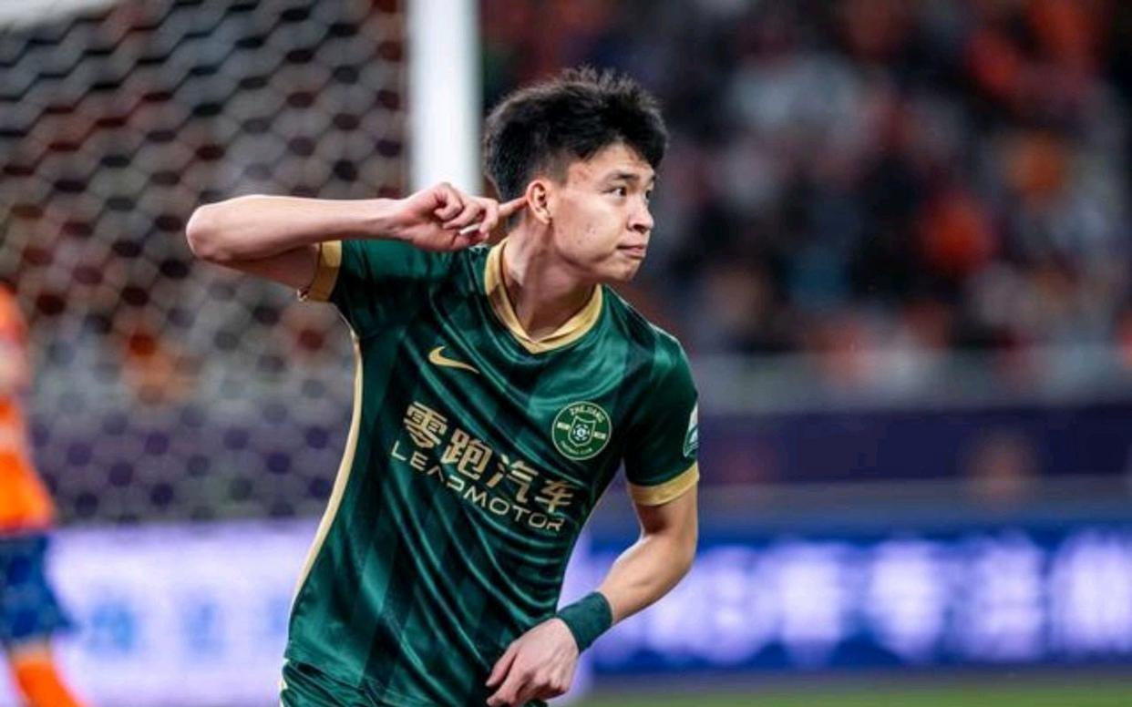 王钰栋首发大连英博U21逆转击败浙