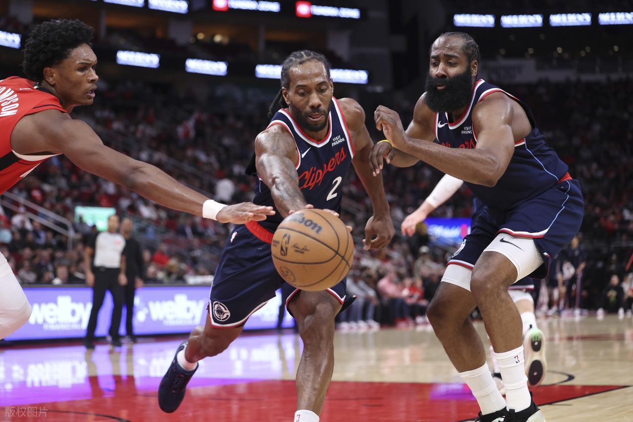 3胜17负,近15最差!叫停训练,更衣室彻底失控!不如推倒重建