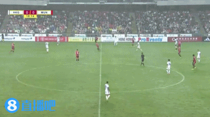 啊这！曼联第17分钟01落后中国香港，希顿低级失误漏球