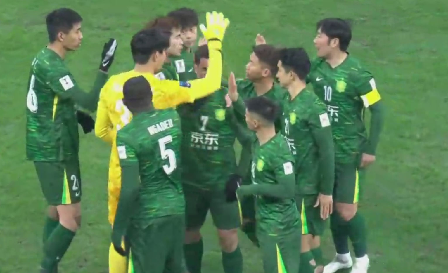 00！北京国安进攻乏力，张稀哲失良机，31