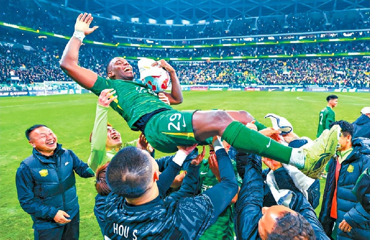 赛季唯一亮点！国安锋霸获中超双荣誉，MVP要助球队拿下最后一冠