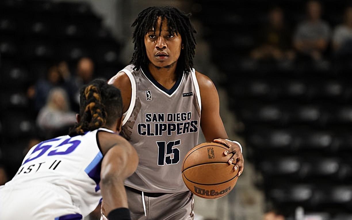 状态不如上赛季！快船二队的昔日首轮秀想要重返NBA并不容易