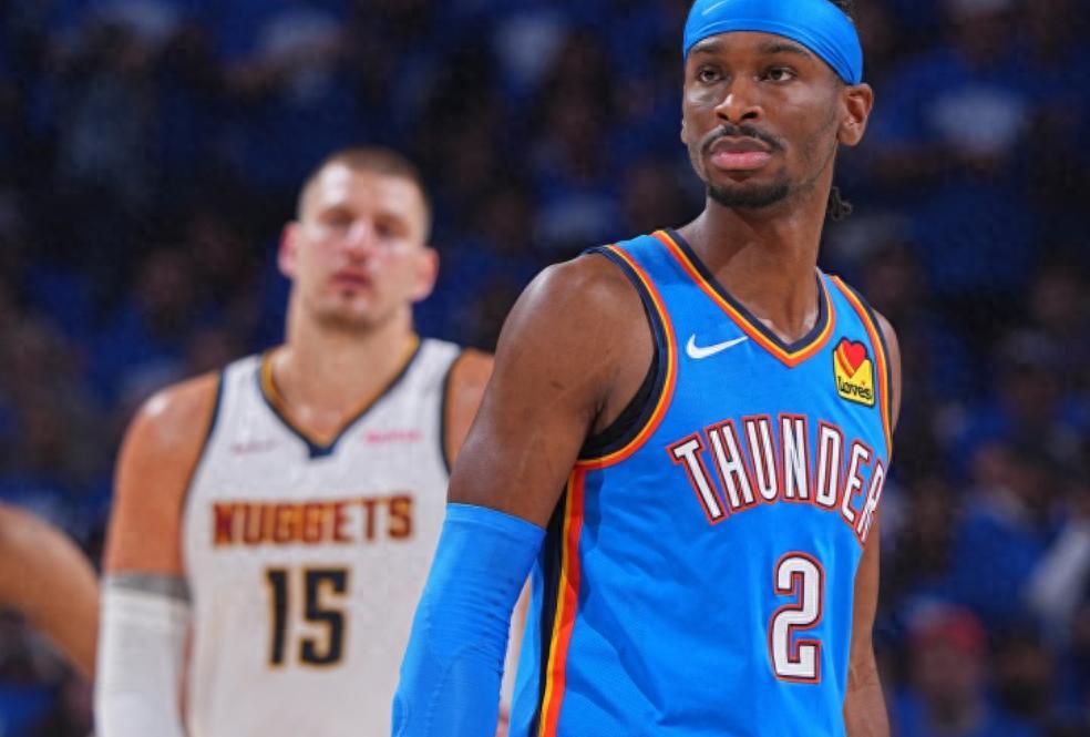 NBA最新战力榜!前二排名不变,湖人下跌4位,勇士直奔倒数前十