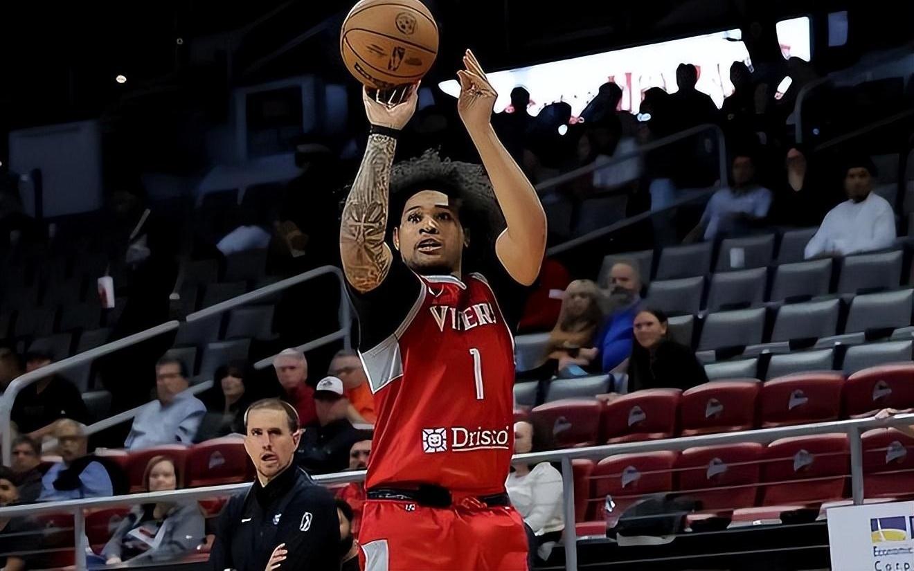 一场比一场打得差！火箭老熟人在狂砍