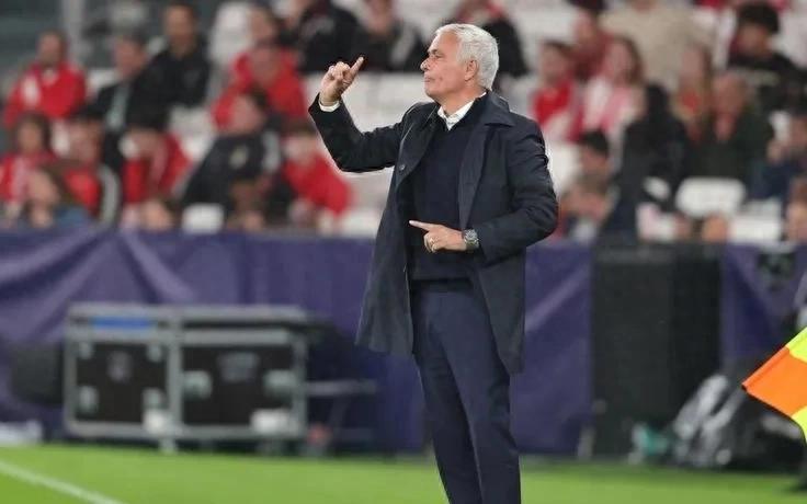 穆里尼奥的灾难：本菲卡主场不敌勒沃库森，本赛季欧冠一场未胜