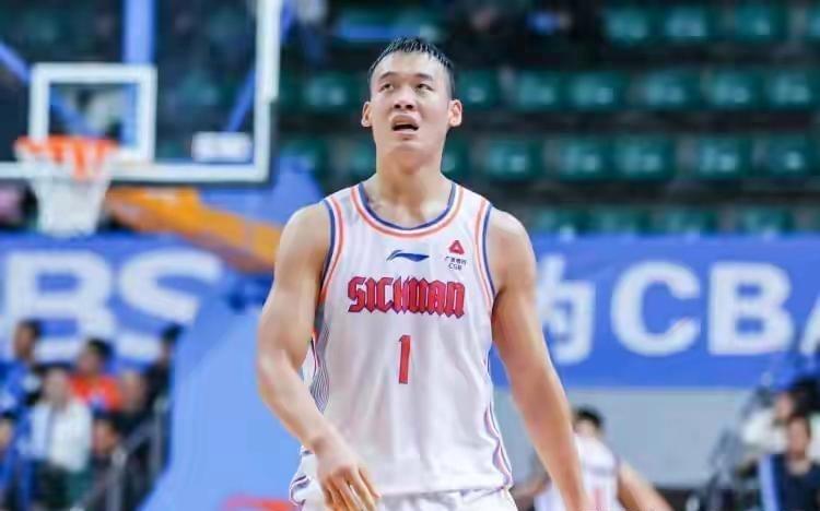 景菡一24分6板5助CBA常规赛四川879