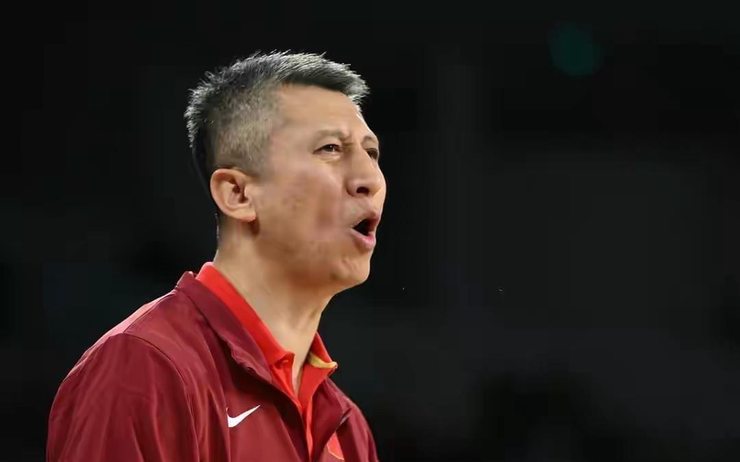 这下尴尬了！顶薪后卫6中0仅得1分，付