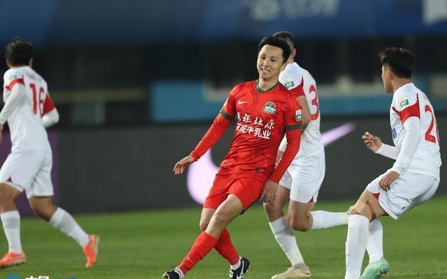 泪目！航海体育场最后一舞！尹鸿博谢幕