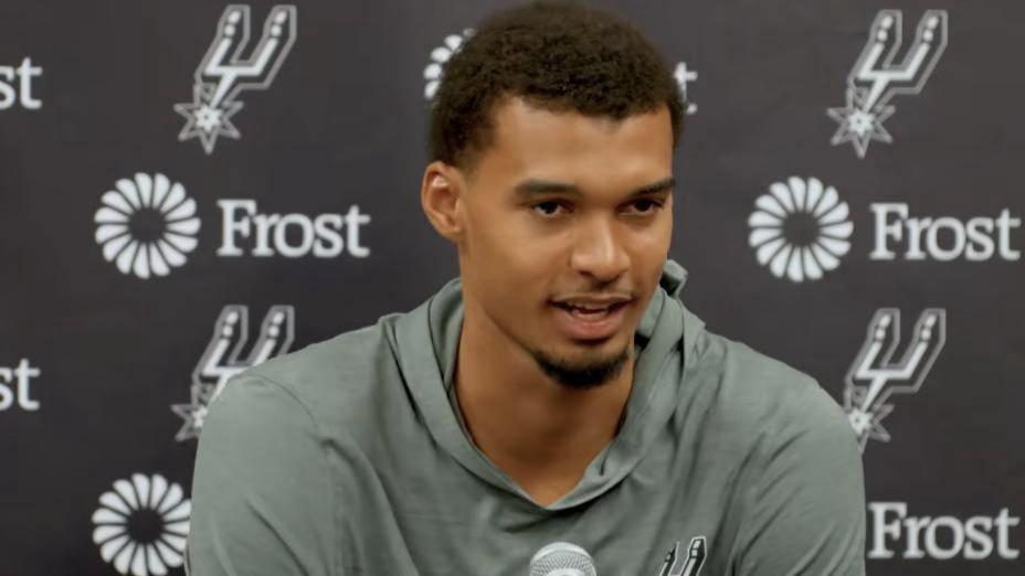 文班亚马22分马刺终结雷霆16连胜,雷霆从此不再孤独